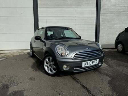 MINI HATCH 1.6 Cooper Graphite Hatch