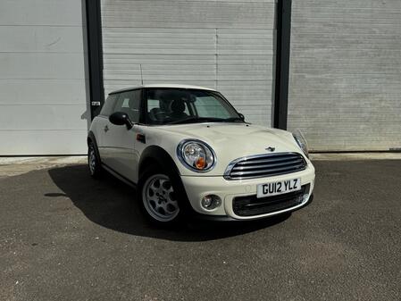 MINI HATCH 1.6 One D Hatch