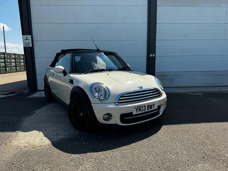 MINI CONVERTIBLE 1.6 Cooper D Convertible