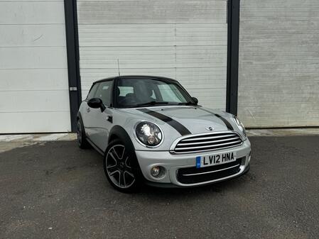 MINI HATCH 2.0 Cooper D Soho Hatch