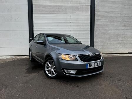 SKODA OCTAVIA 1.6 TDI Elegance