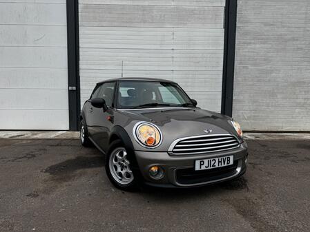 MINI HATCH 1.6 One Hatch